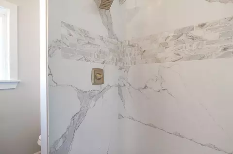 Bath - 921 W 4th St, Ripon, CA 95366 photo 1 of 2