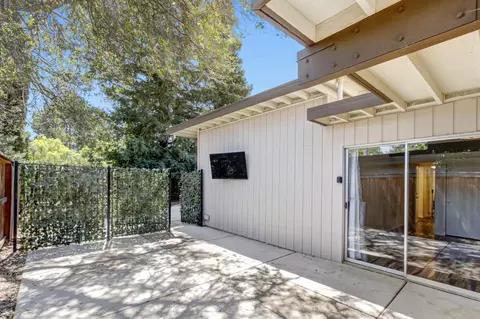 Exterior - 1014 Radcliffe Dr, Davis, CA 95616 photo 13 of 15
