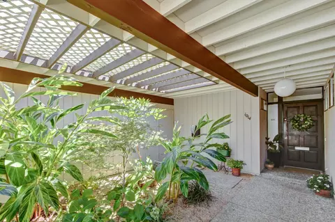 Exterior - 1014 Radcliffe Dr, Davis, CA 95616 photo 3 of 15