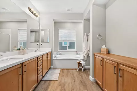 Entry Way - 933 Campfire Cir, Rocklin, CA 95765 photo 2 of 3