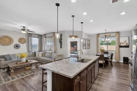 Other - 897 Gunnison Dr, Madera, CA 93638 photo 6 of 7