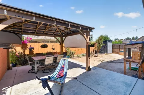 Exterior - 897 Gunnison Dr, Madera, CA 93638 photo 5 of 8