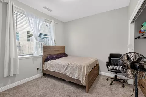 Bedroom - 897 Gunnison Dr, Madera, CA 93638 photo 1 of 8