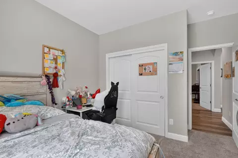 Bedroom - 897 Gunnison Dr, Madera, CA 93638 photo 4 of 8
