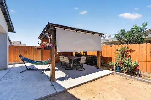 Exterior - 897 Gunnison Dr, Madera, CA 93638 photo 8 of 8