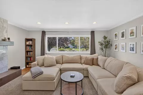 Living - 4500 Longhorn St, Carmichael, CA 95608 photo 2 of 6