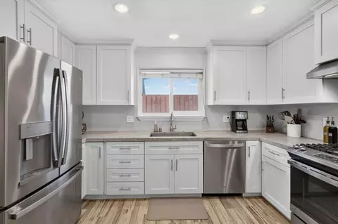 Kitchen - 4500 Longhorn St, Carmichael, CA 95608 photo 3 of 6