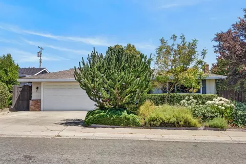 Exterior - 4500 Longhorn St, Carmichael, CA 95608 photo 2 of 12
