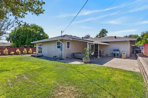 Exterior - 4500 Longhorn St, Carmichael, CA 95608 photo 8 of 12