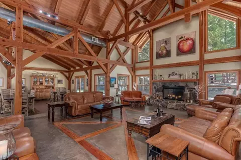 Living - 1343 Oak Cir, Arnold, CA 95223 photo 2 of 3