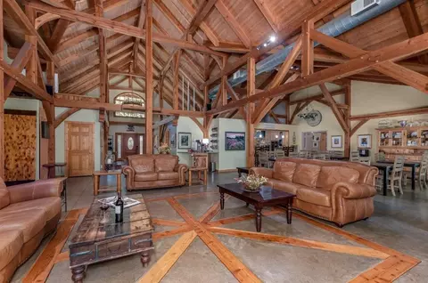 Living - 1343 Oak Cir, Arnold, CA 95223 photo 3 of 3
