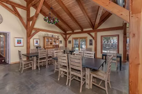 Dining - 1343 Oak Cir, Arnold, CA 95223 photo 2 of 3
