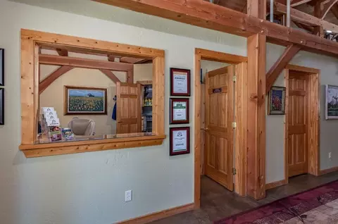 Entry Way - 1343 Oak Cir, Arnold, CA 95223 photo 1 of 3