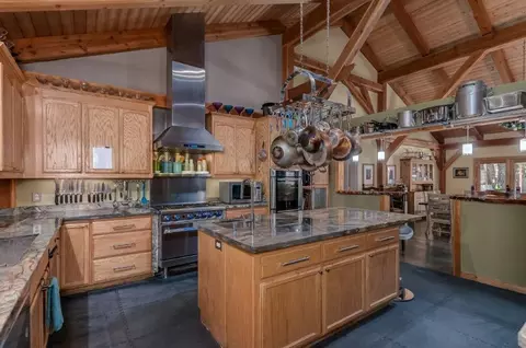Kitchen - 1343 Oak Cir, Arnold, CA 95223 photo 2 of 4