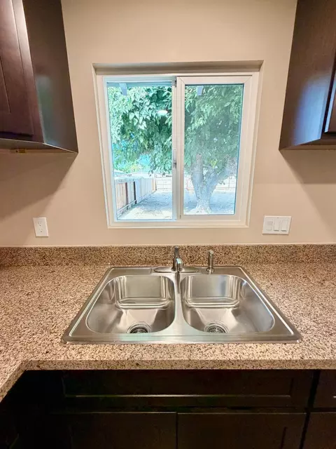 Kitchen - 1117 Manor Dr, Modesto, CA 95351 photo 4 of 4