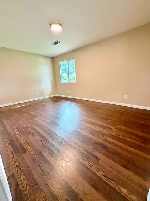 Bedroom - 1117 Manor Dr, Modesto, CA 95351 photo 2 of 3