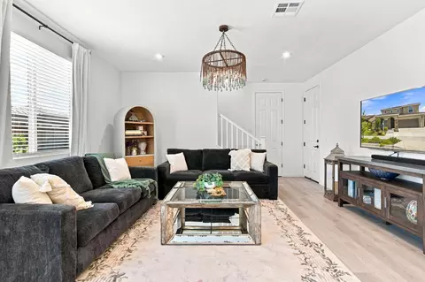 Living - 547 Estancia St, Lathrop, CA 95330 photo 2 of 3