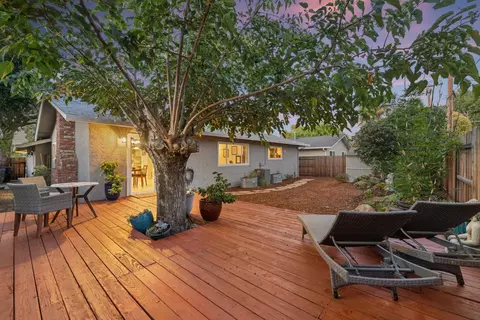 Exterior - 2420 Temple Dr, Davis, CA 95618 photo 8 of 12