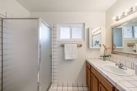 Bath - 2420 Temple Dr, Davis, CA 95618 photo 2 of 2