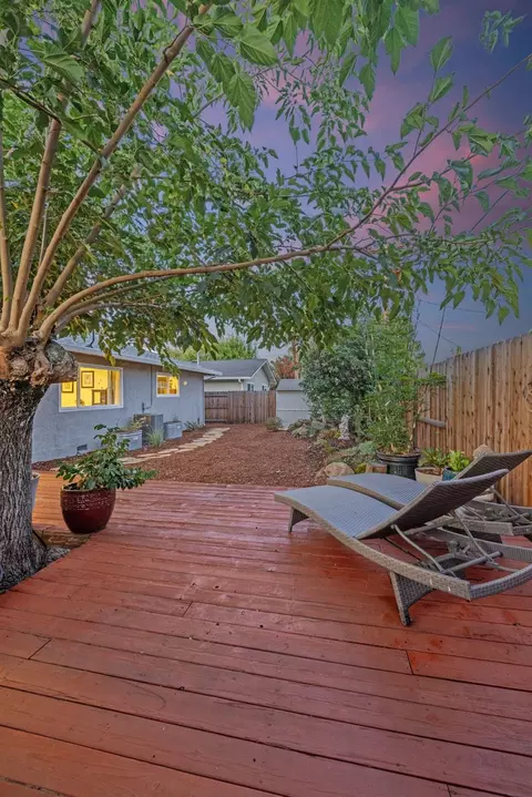 Exterior - 2420 Temple Dr, Davis, CA 95618 photo 12 of 12