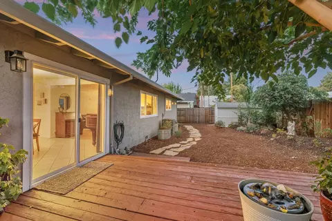 Exterior - 2420 Temple Dr, Davis, CA 95618 photo 10 of 12