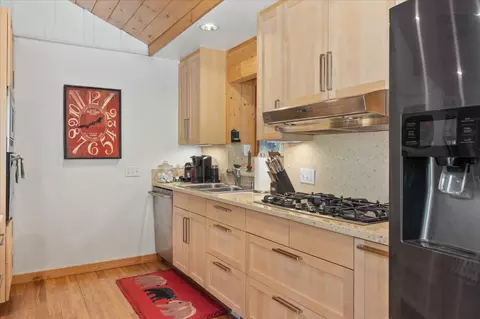 Kitchen - 2381 Moran Rd, Arnold, CA 95223 photo 2 of 4