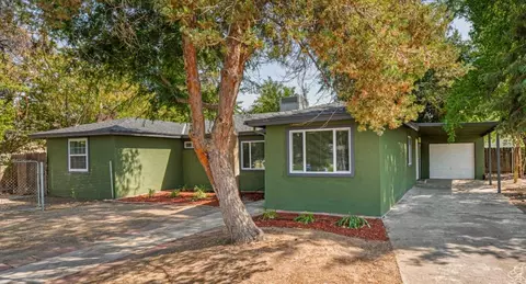 113 W Palo Alto Ave, Fresno, CA 93704