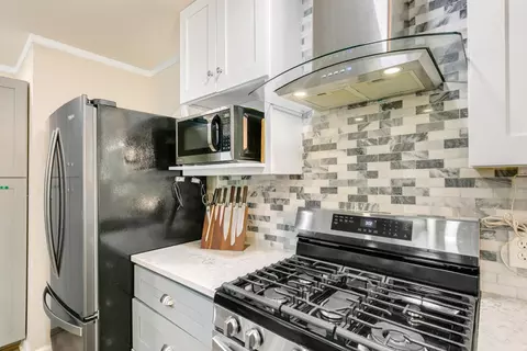 Kitchen - 3044 Evergreen Ct, Georgetown, CA 95634 photo 3 of 6