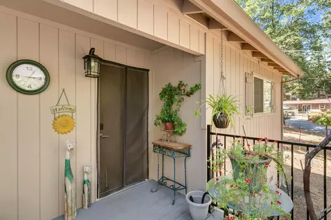 Exterior - 3044 Evergreen Ct, Georgetown, CA 95634 photo 6 of 25