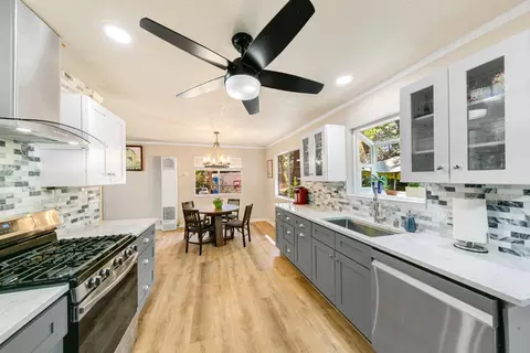 Kitchen - 3044 Evergreen Ct, Georgetown, CA 95634 photo 4 of 6