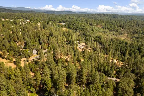 View/Area - 3044 Evergreen Ct, Georgetown, CA 95634 photo 5 of 8