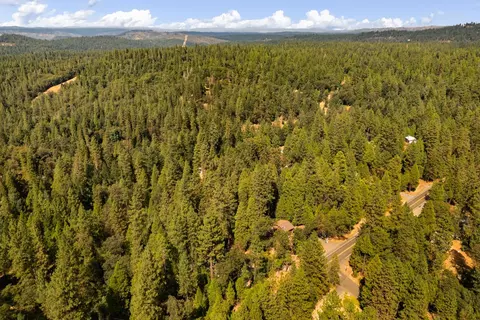 View/Area - 3044 Evergreen Ct, Georgetown, CA 95634 photo 6 of 8