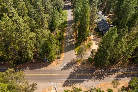 View/Area - 3044 Evergreen Ct, Georgetown, CA 95634 photo 3 of 8