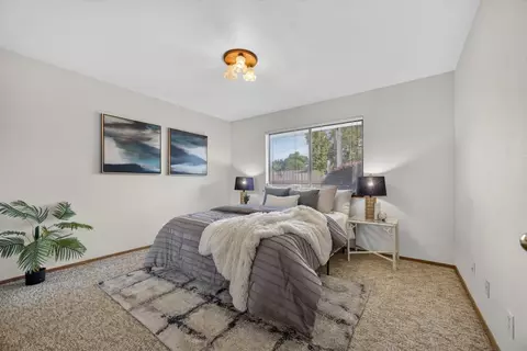 Bedroom - 5522 Engle Rd, Carmichael, CA 95608 photo 2 of 6
