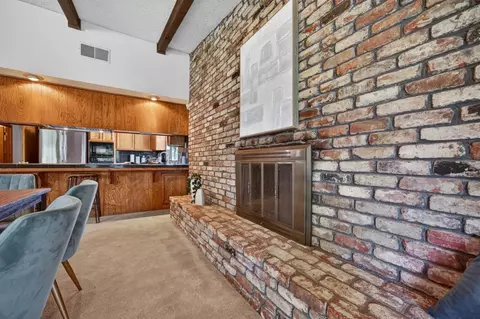 Dining - 5522 Engle Rd, Carmichael, CA 95608 photo 4 of 8