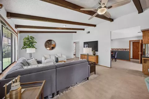 Living - 5522 Engle Rd, Carmichael, CA 95608 photo 3 of 4