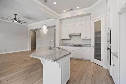 Kitchen - 2269 Canard Pl, Manteca, CA 95337 photo 3 of 6