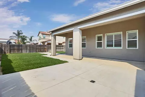 Exterior - 2269 Canard Pl, Manteca, CA 95337 photo 11 of 15