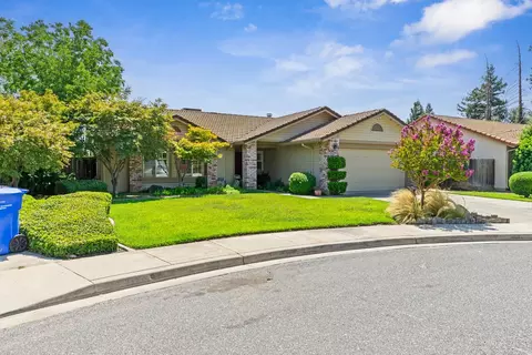 Exterior - 352 Crowley Dr, Turlock, CA 95382 photo 3 of 8