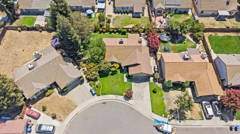 View/Area - 352 Crowley Dr, Turlock, CA 95382 photo 3 of 6