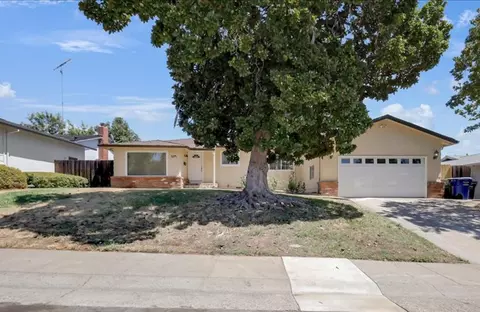 5274 Heritage Dr, Carmichael, CA 95608