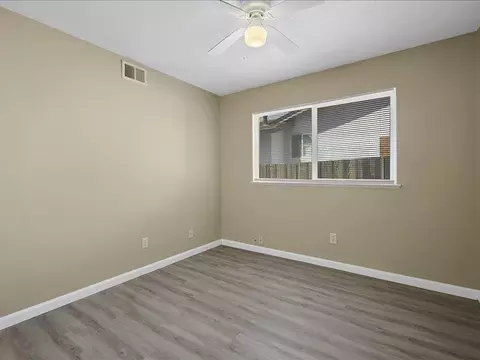 Bedroom - 5274 Heritage Dr, Carmichael, CA 95608 photo 8 of 8