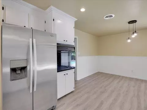 Kitchen - 5274 Heritage Dr, Carmichael, CA 95608 photo 4 of 5