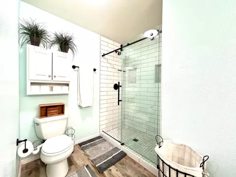 Bath - 3952 Rustic Rd, Cameron Park, CA 95682 photo 3 of 3