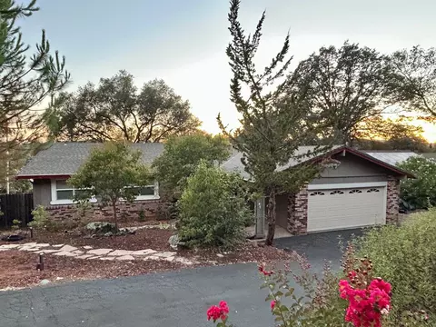 3952 Rustic Rd, Cameron Park, CA 95682