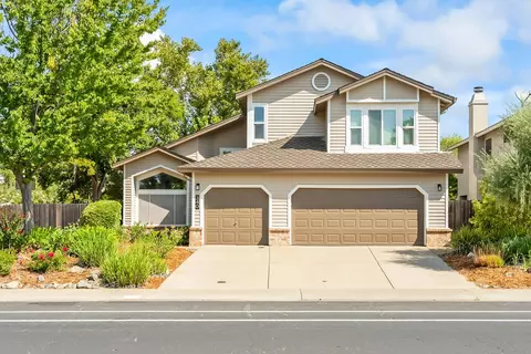 340 N Lexington Dr, Folsom, CA 95630