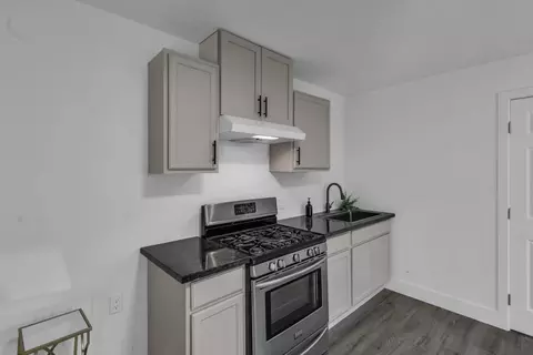 Kitchen - 4825 Second St, Modesto, CA 95357 photo 11 of 12
