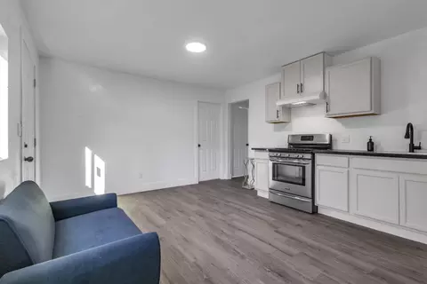 Entry Way - 4825 Second St, Modesto, CA 95357 photo 2 of 2
