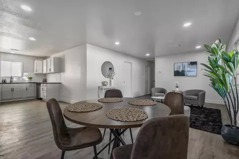 Dining - 4825 Second St, Modesto, CA 95357 photo 3 of 3