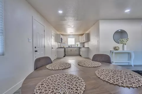 Dining - 4825 Second St, Modesto, CA 95357 photo 2 of 3